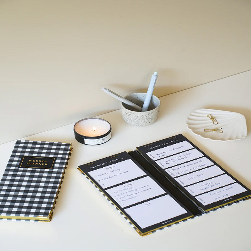 7mm Undated Weekly Planner - Checkmate