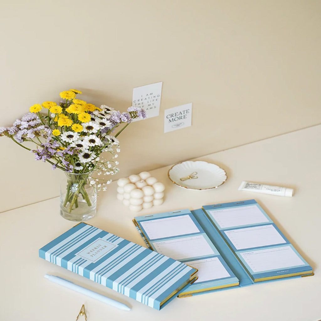 7mm Undated Weekly Planner - Monday Blues