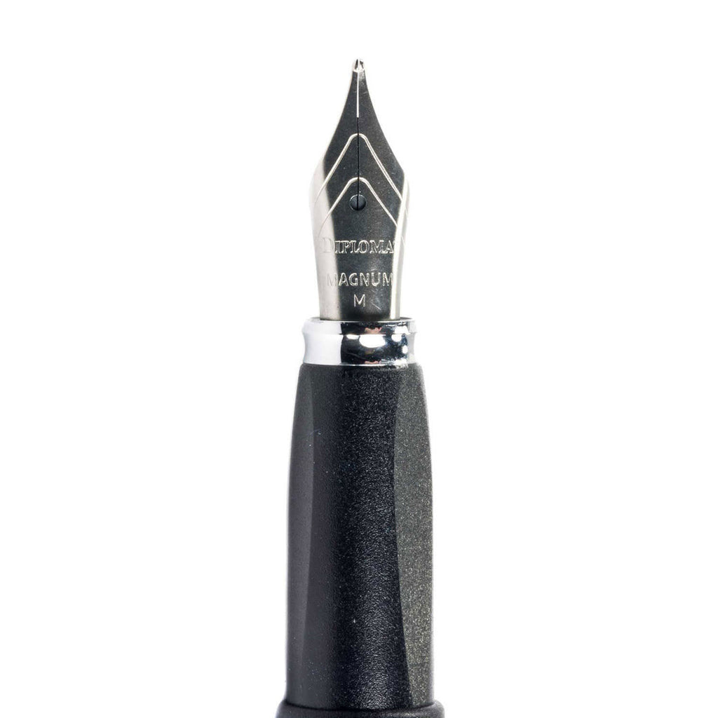Diplomat Magnum Fountain Pen - Crow Black