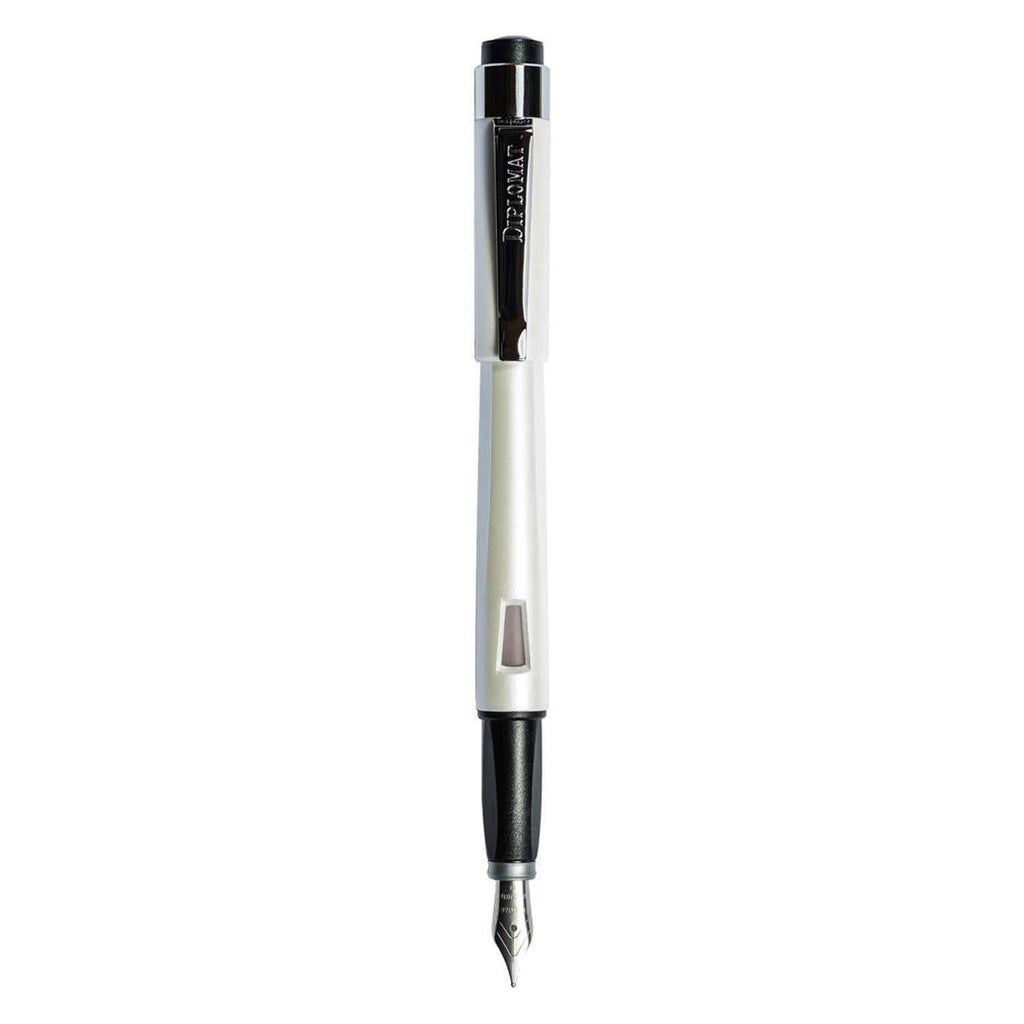 Diplomat Magnum Fountain Pen - Pearl White