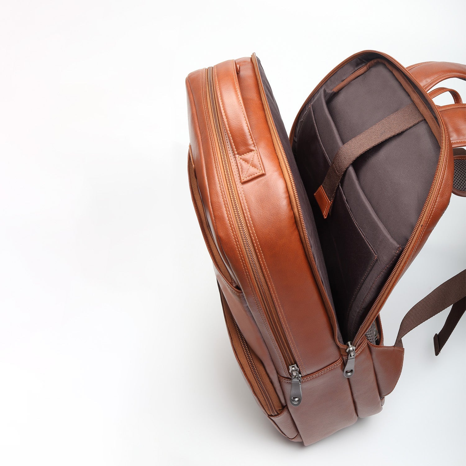 Elan Travelers Rover Foam Backpack - Tan