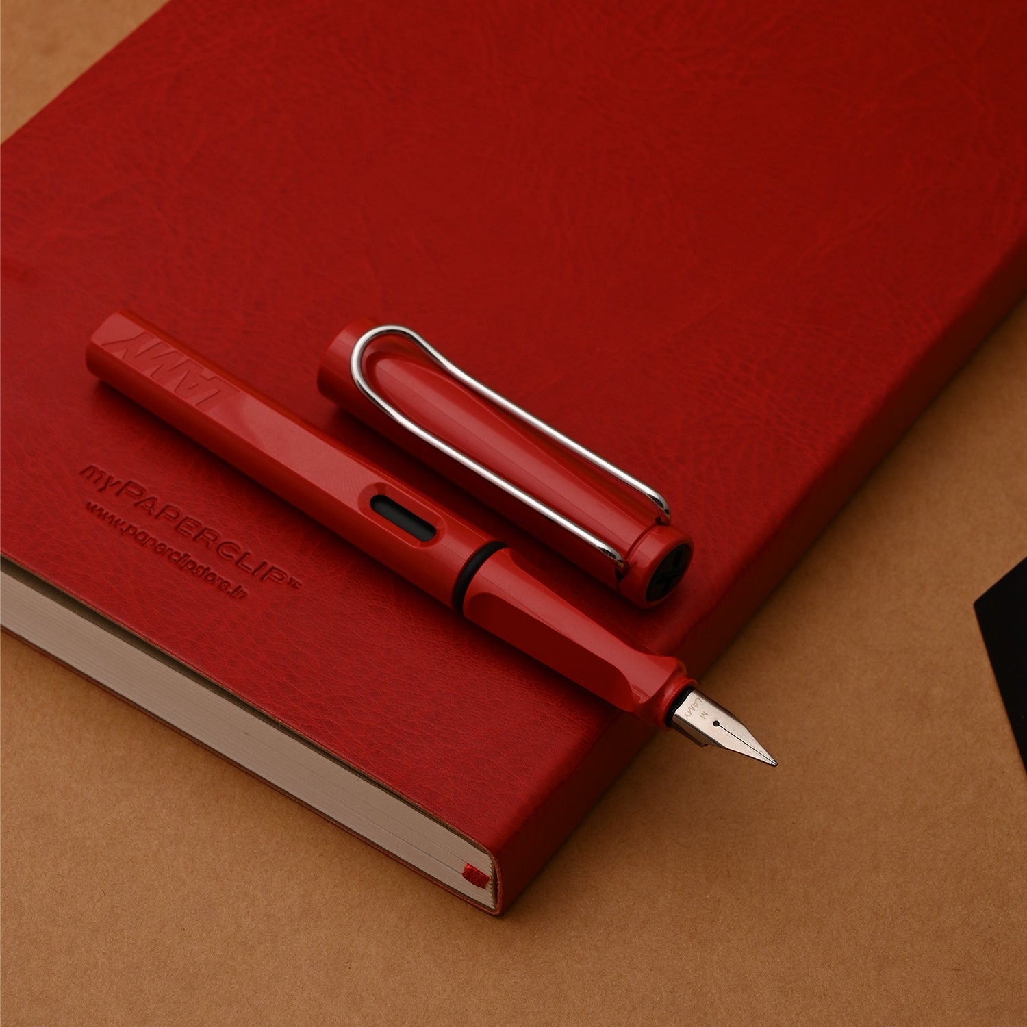 Lamy Gift Set - Safari Red Fountain Pen with myPaperclip A5 Red Notebook
