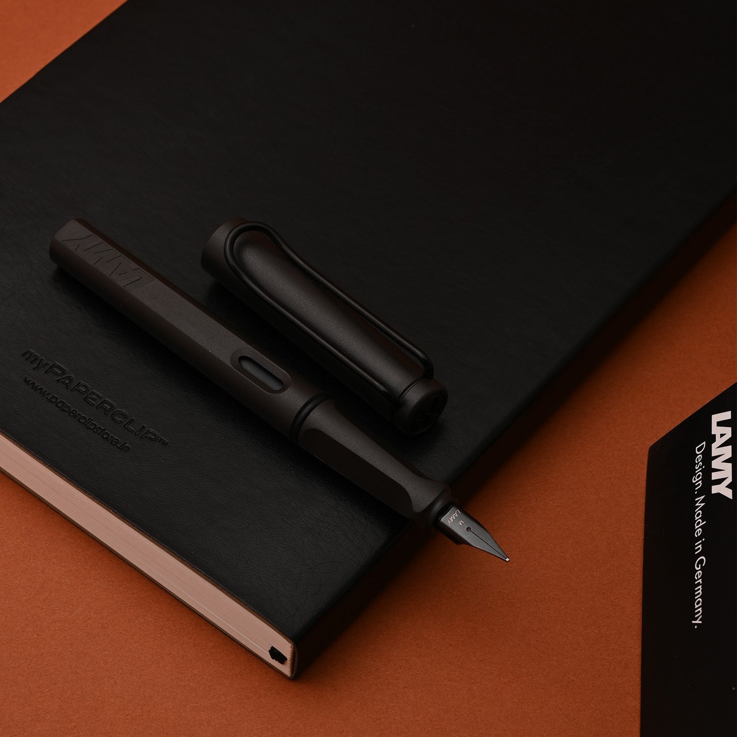 Lamy Gift Set - Safari Umbra Fountain Pen with myPaperclip A5 Black Notebook