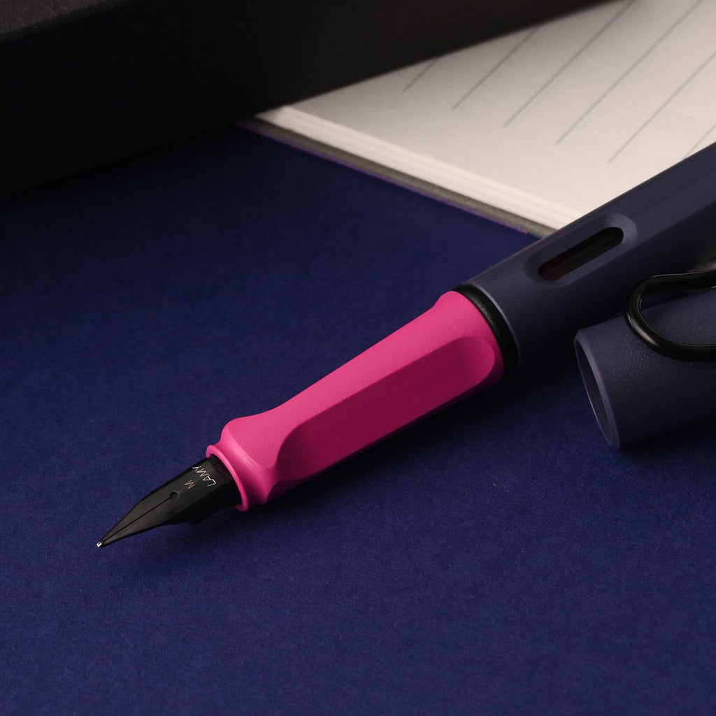 Lamy Safari Fountain Pen - Pink Cliff (Special Edition)