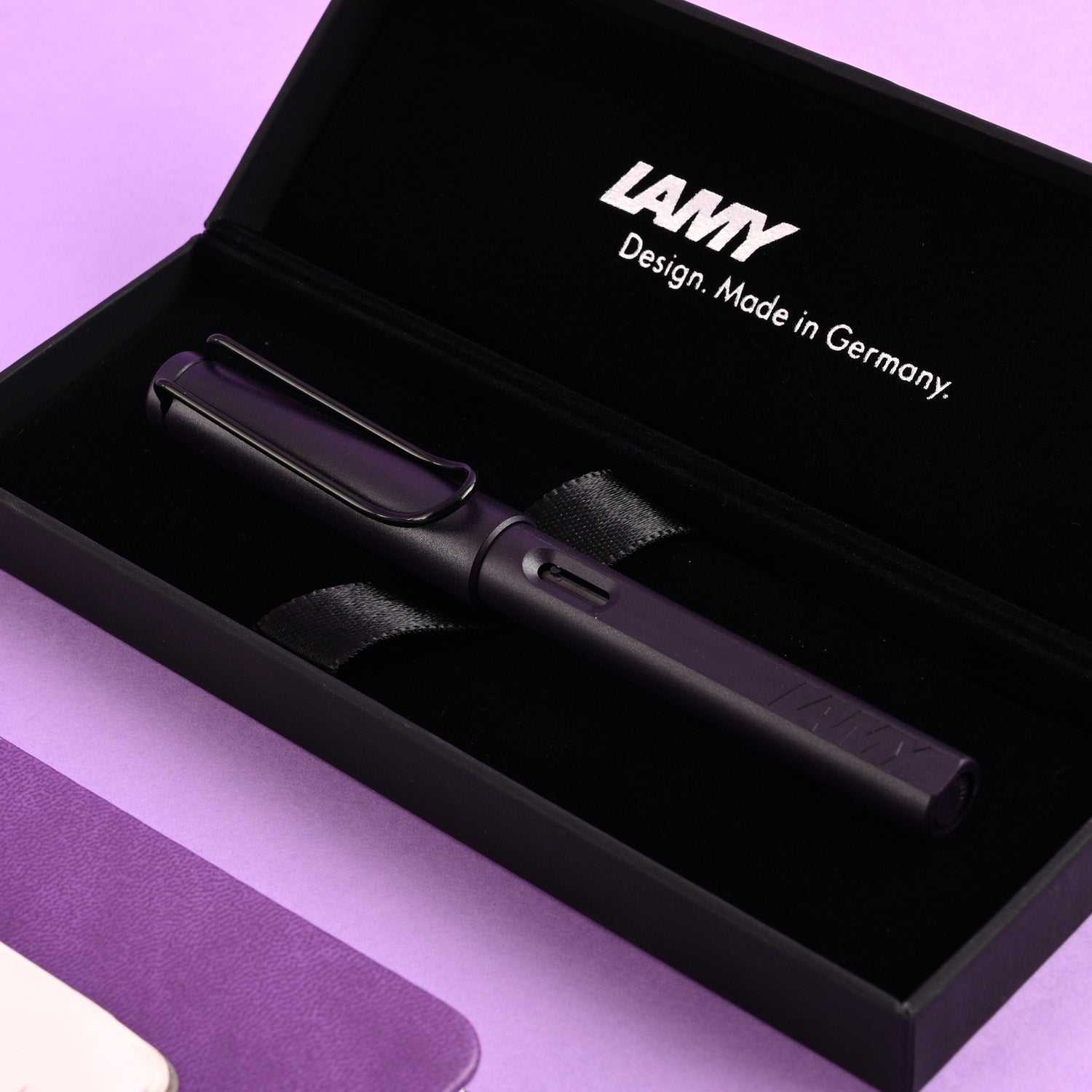 Lamy Safari Fountain Pen - Steel Black