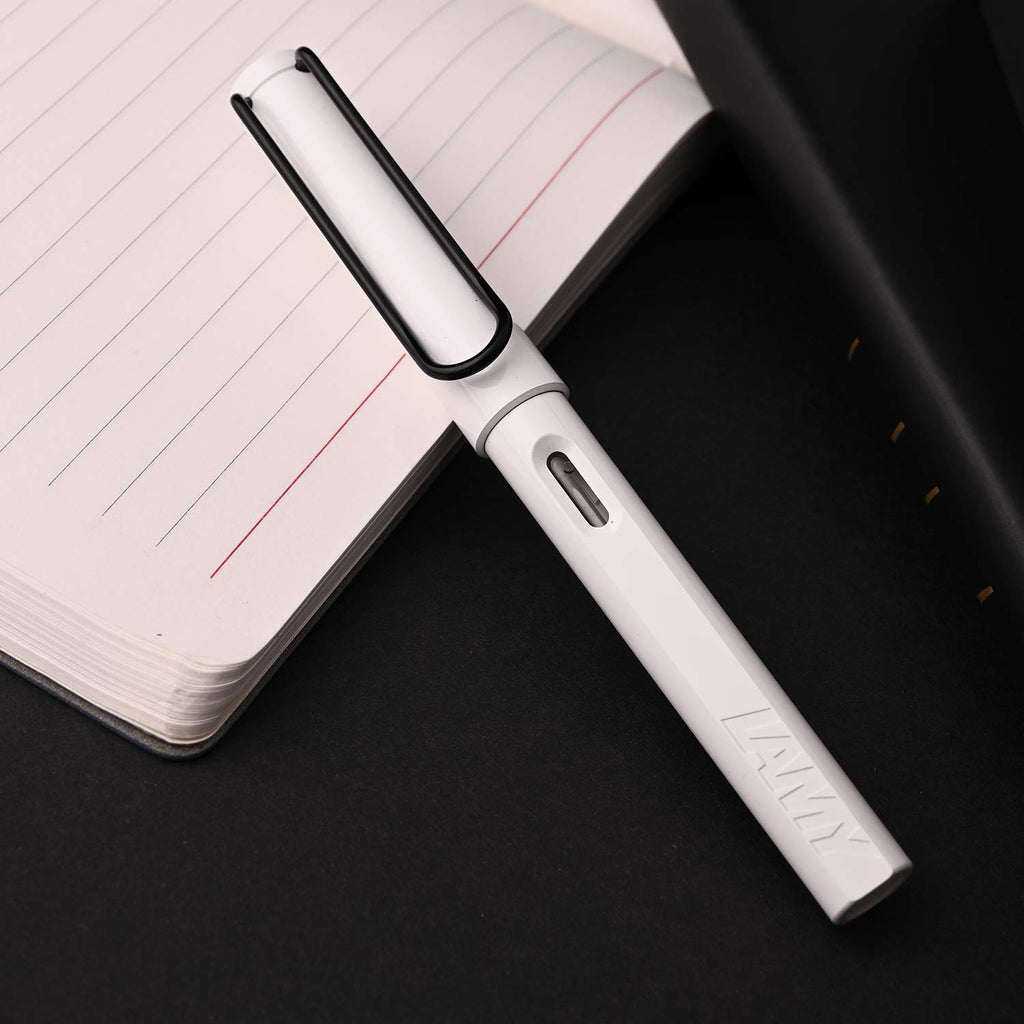 Lamy Safari Fountain Pen - White/Black (Special Edition)